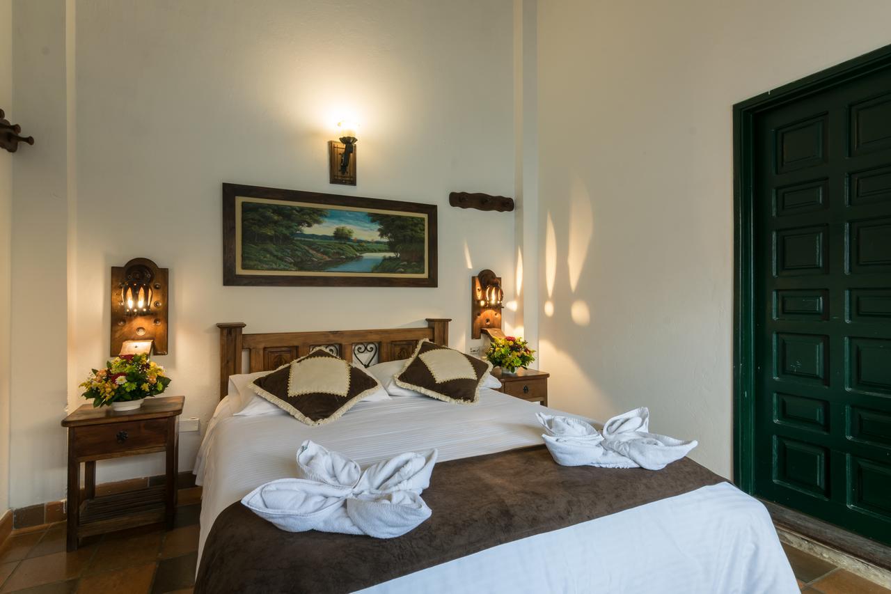 Hotel Antonio Narino ビージャ・デ・レイバ エクステリア 写真